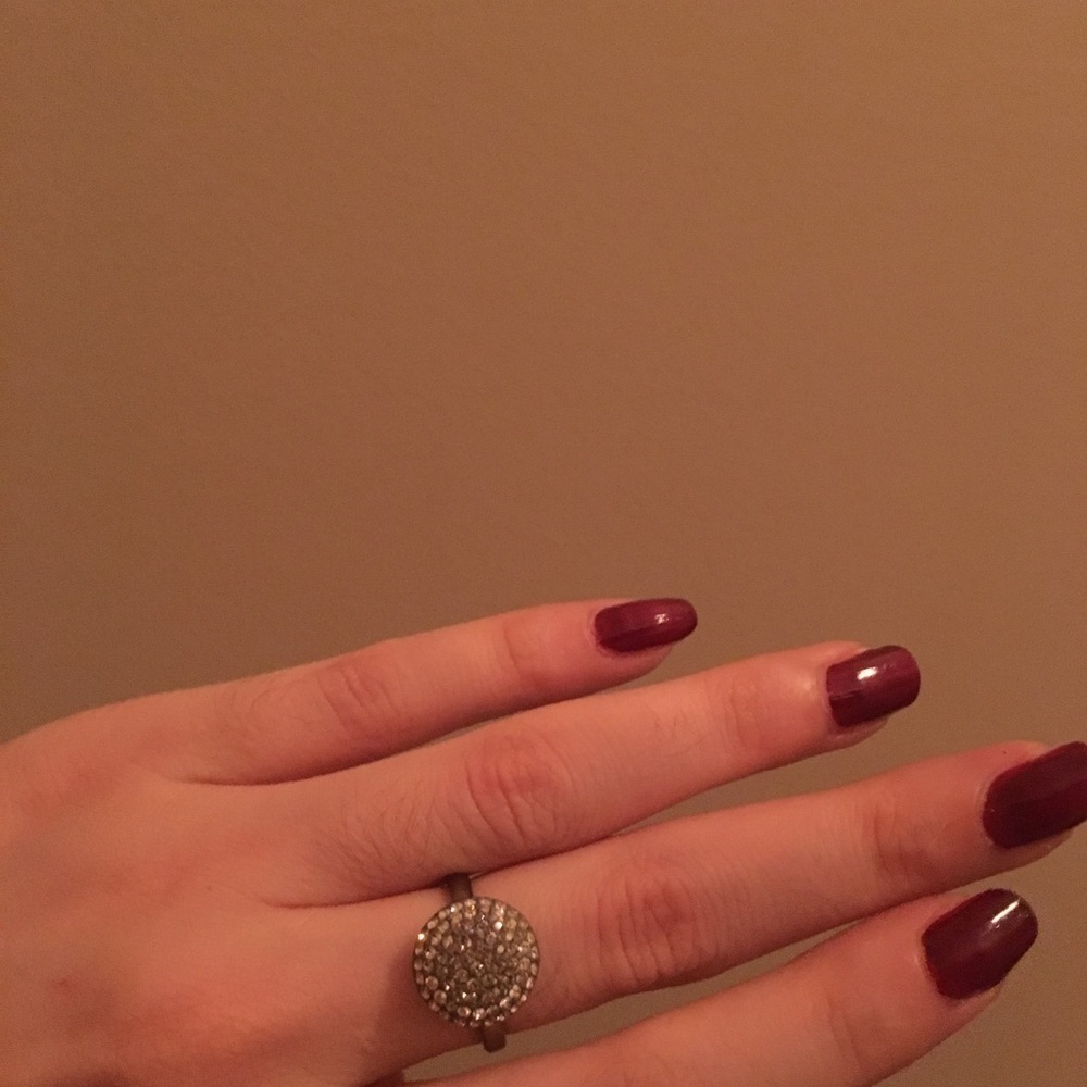Swarovski ring authentic and super sparkly